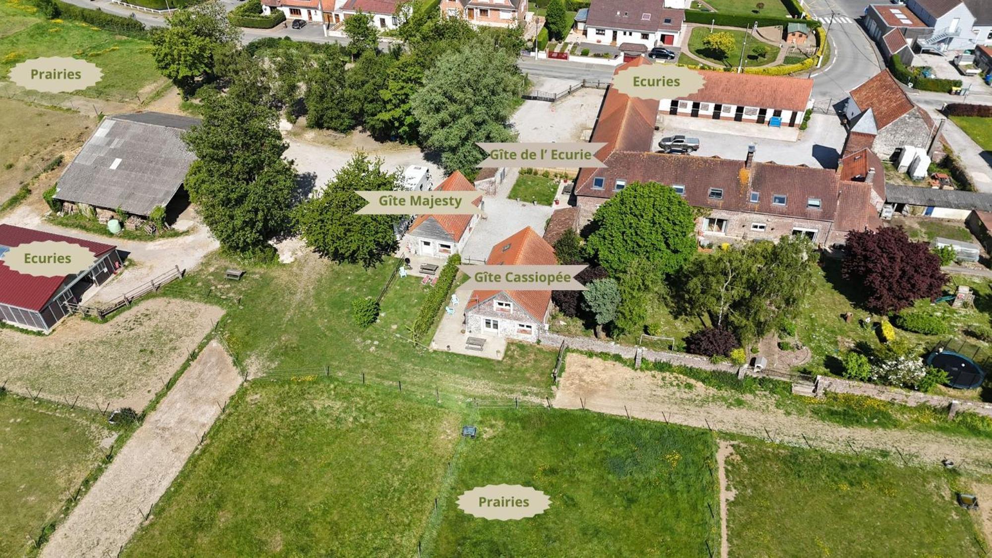 Le Clos De L'Angley Gites Et Ecurie Caffiers Exterior photo